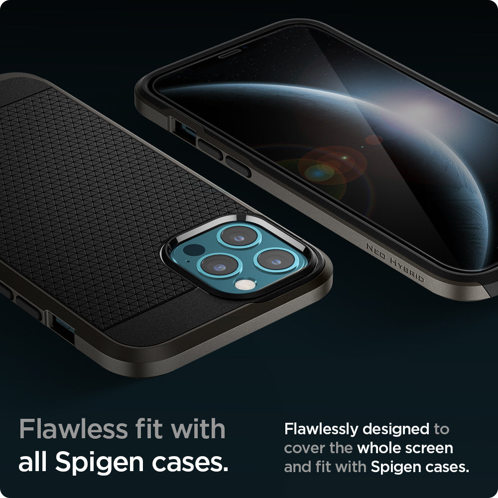 AGL01791 - iPhone 12 Pro Max Screen Protector EZ FIT GLAS.tR SLIM showing the flawless fit with all Spigen cases. Flawlessly designed to cover the whole screen and fit with Spigen cases