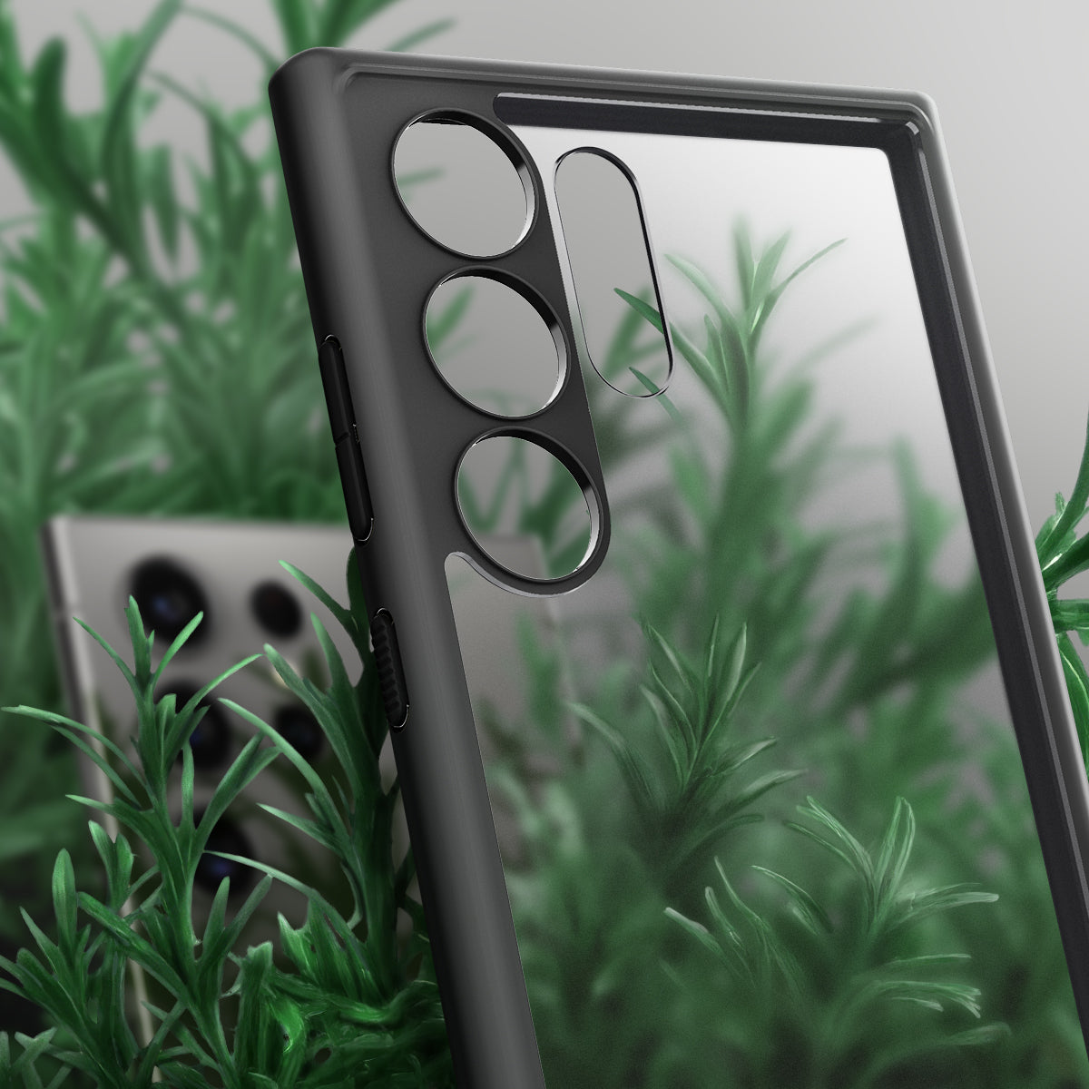 ACS07296 - Galaxy S24 Ultra Case Ultra Hybrid in Frost Black  showing clear case on the back.