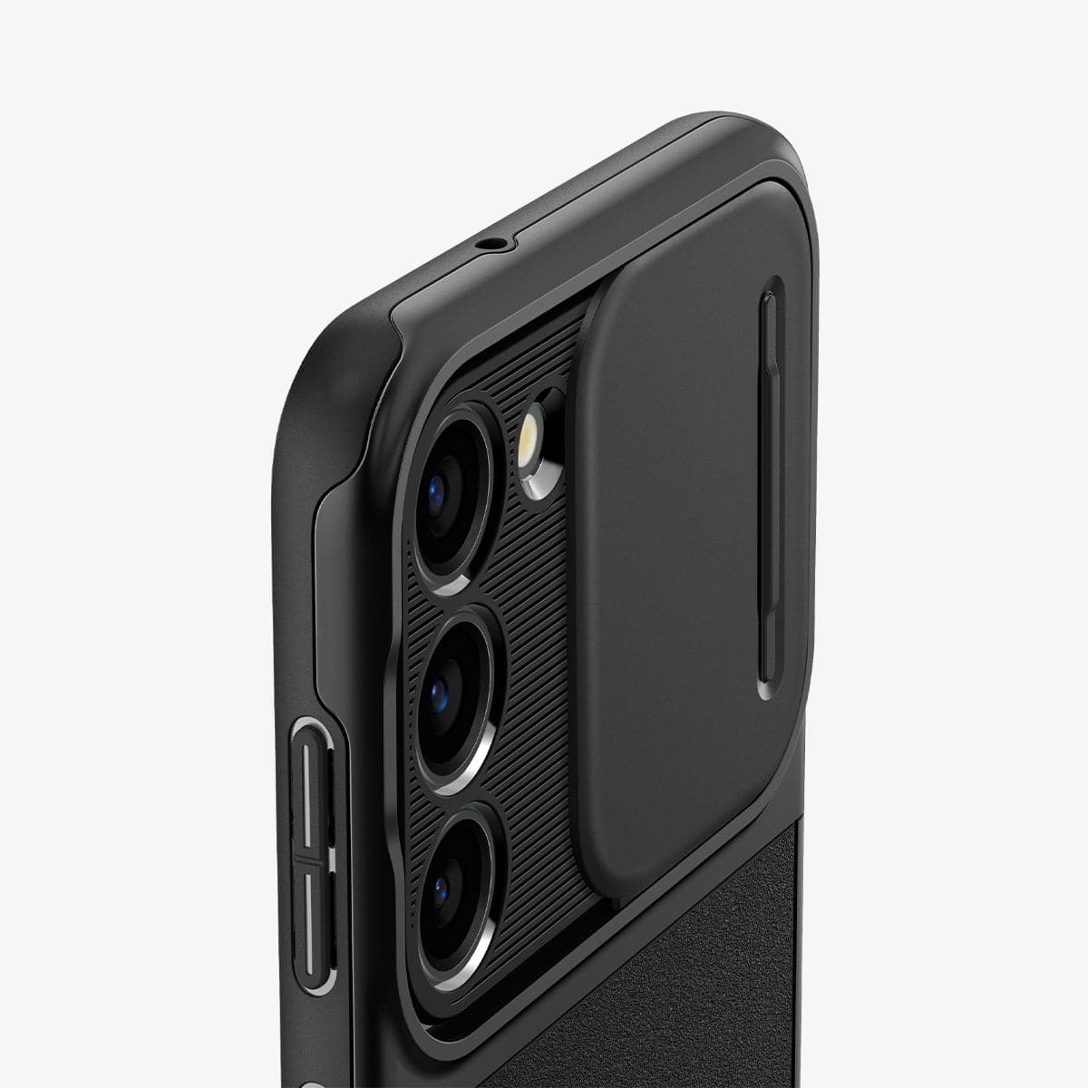 ACS05733 - Galaxy S23 Case Optik Armor in black showing the back zoomed in on camera lens with slot open